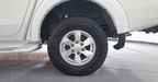 Mitsubishi L200 2.4 GASOLINA GLS DOBLE CABINA 4X2 Pickup 2017