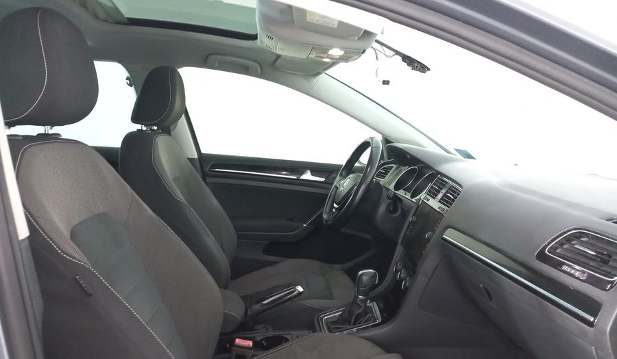 Volkswagen Golf 1.4 HIGHLINE DCT Hatchback 2018