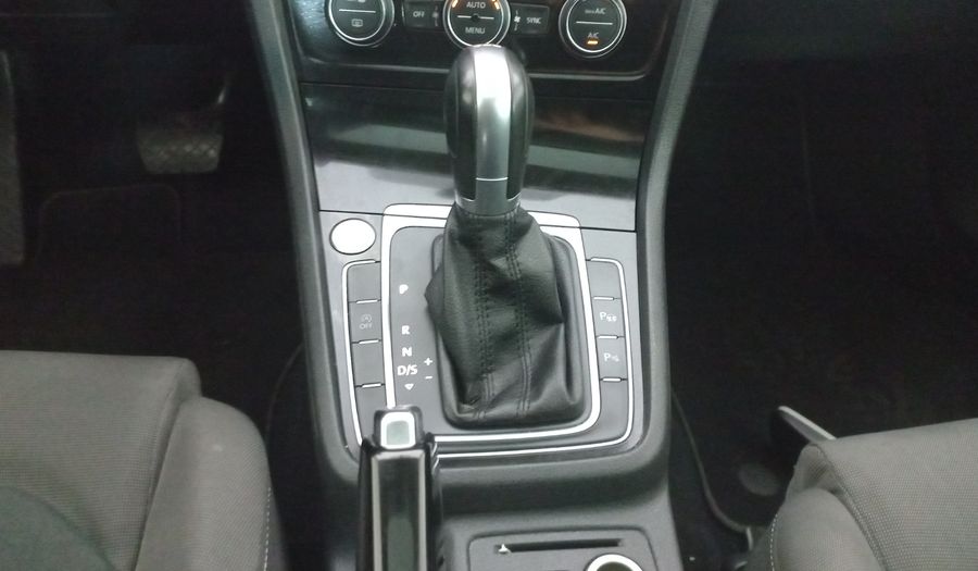 Volkswagen Golf 1.4 HIGHLINE DCT Hatchback 2018