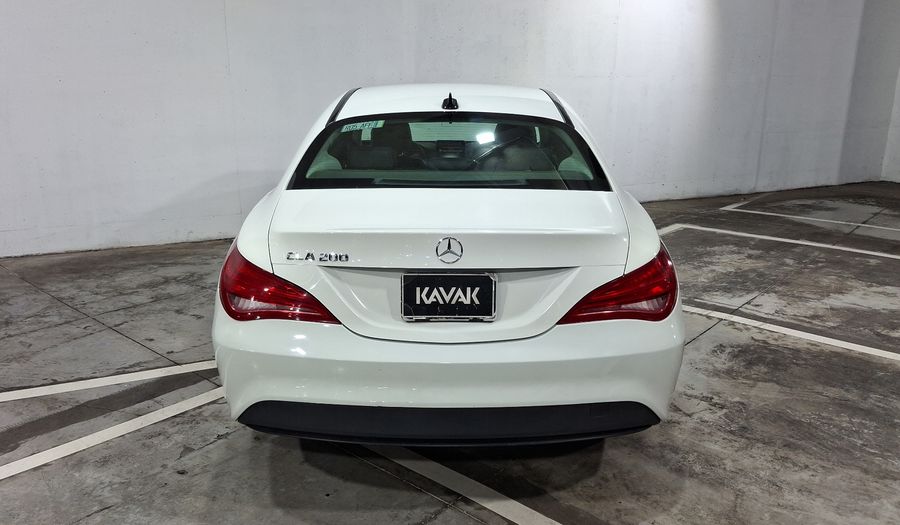 Mercedes Benz Clase Cla 1.6 CLA 200 CGI SPORT AT Coupe 2016