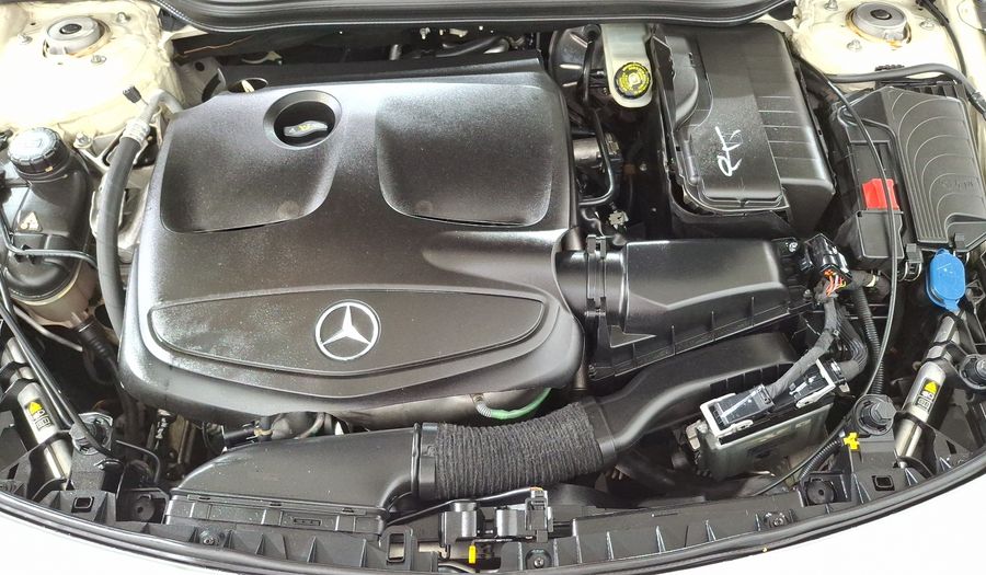 Mercedes Benz Clase Cla 1.6 CLA 200 CGI SPORT AT Coupe 2016