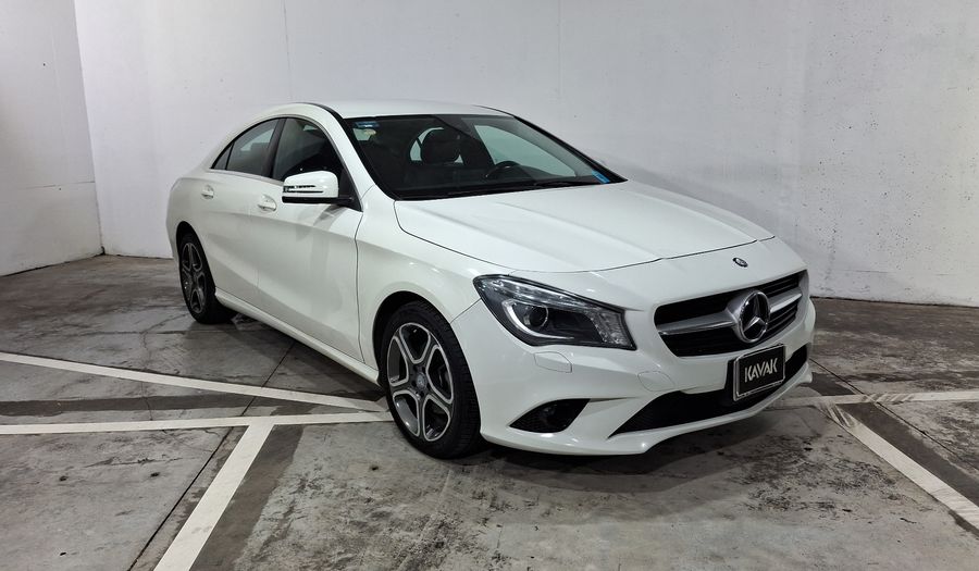 Mercedes Benz Clase Cla 1.6 CLA 200 CGI SPORT AT Coupe 2016