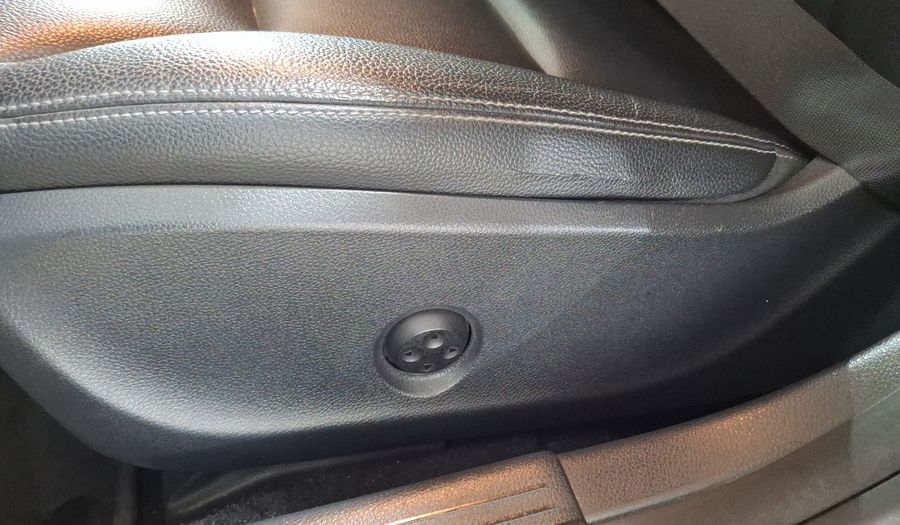 Mercedes Benz Clase Cla 1.6 CLA 200 CGI SPORT AT Coupe 2016