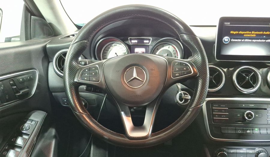 Mercedes Benz Clase Cla 1.6 CLA 200 CGI SPORT AT Coupe 2016