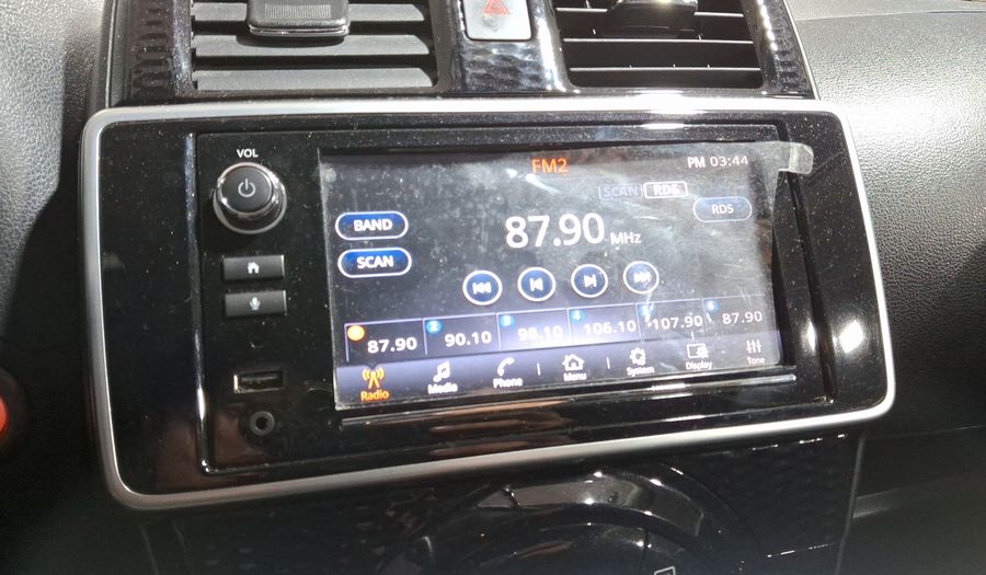 Nissan March 1.6 EXCLUSIVE Hatchback 2022