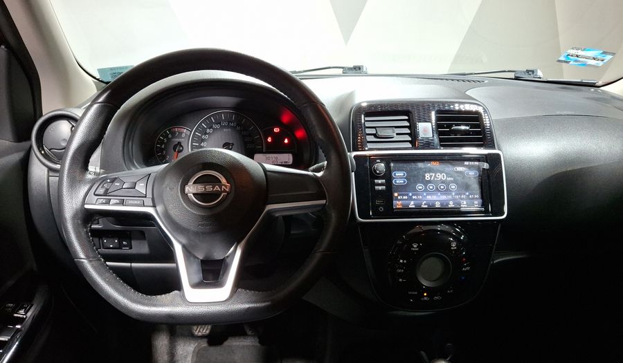 Nissan March 1.6 EXCLUSIVE Hatchback 2022
