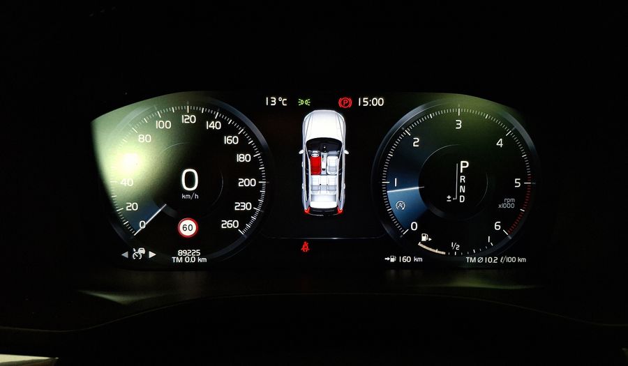 Volvo Xc60 2.0 D5 MOMENTUM AUTO 4WD Suv 2018