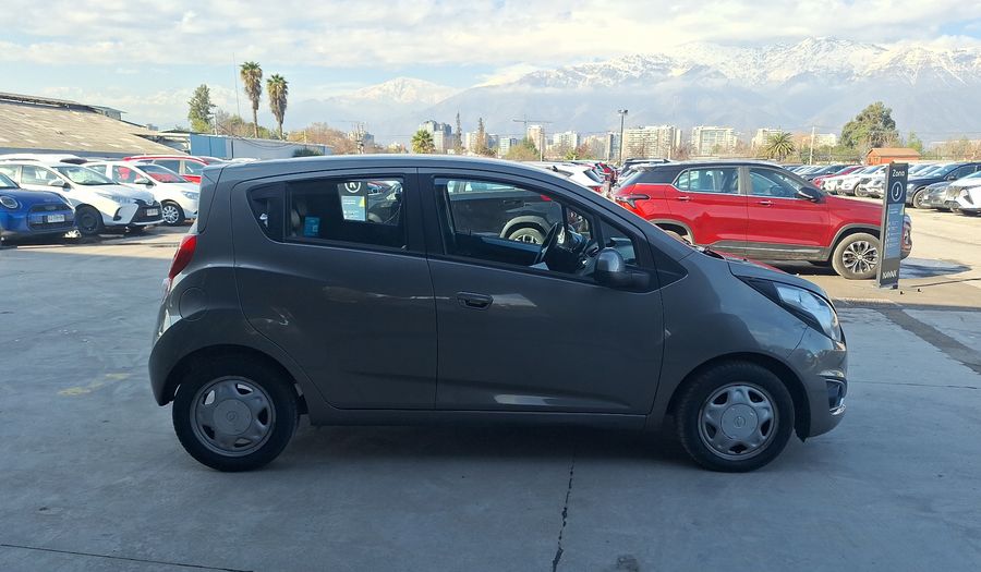 Chevrolet Spark Gt 1.2 GT LT DAB Hatchback 2017