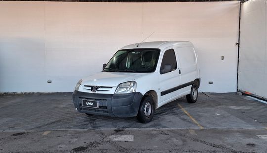 Peugeot • Partner
