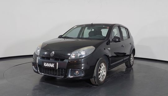 Renault • Sandero