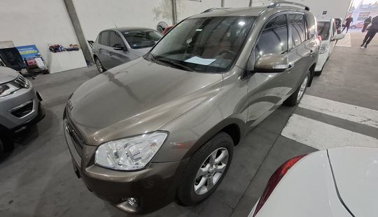 Toyota • RAV4