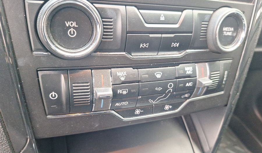 Ford Explorer 3.5 XLT AUTO Suv 2017