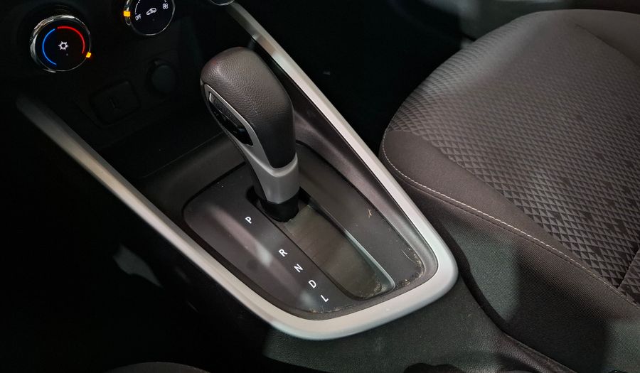 Chevrolet Onix + 1.0 TURBO LTZ AUTO Sedan 2021