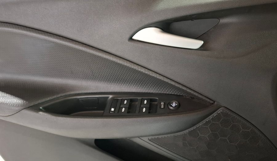 Chevrolet Onix + 1.0 TURBO LTZ AUTO Sedan 2021