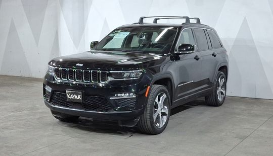 Jeep • Grand Cherokee