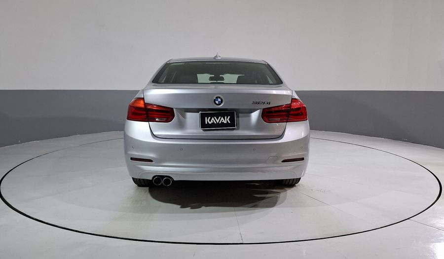 Bmw Serie 3 2.0 320IA Sedan 2016