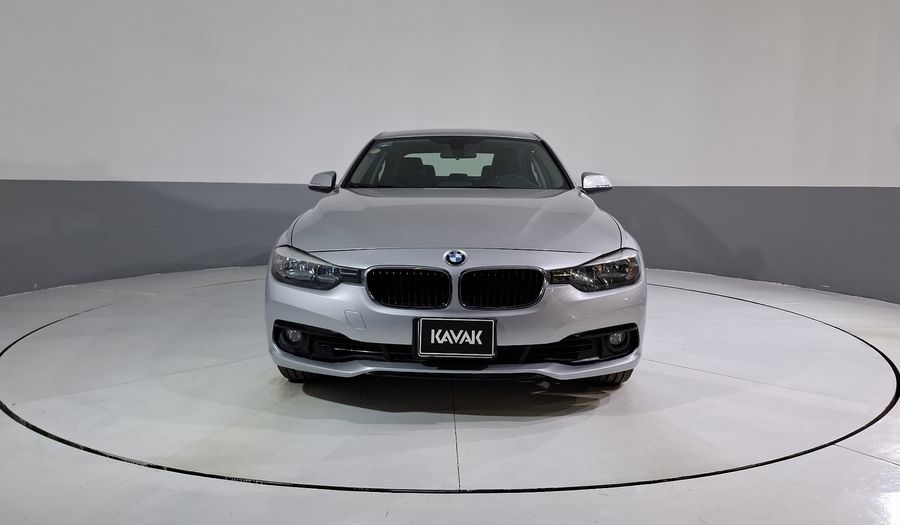 Bmw Serie 3 2.0 320IA Sedan 2016