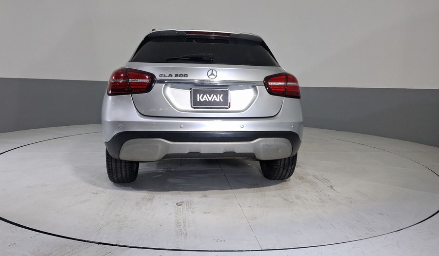 Mercedes Benz Clase Gla 1.6 GLA 200 DCT Suv 2018