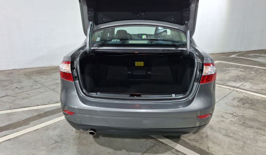 Renault Fluence 2.0 DYNAMIQUE AT Sedan 2015