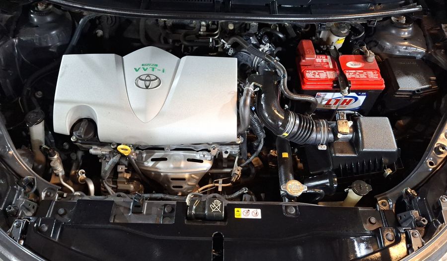 Toyota Yaris 1.5 SEDAN CORE CVT Sedan 2017