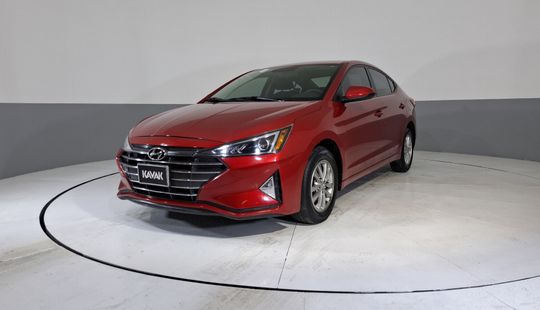 Hyundai • Elantra
