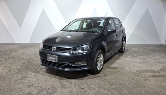 Volkswagen • Polo