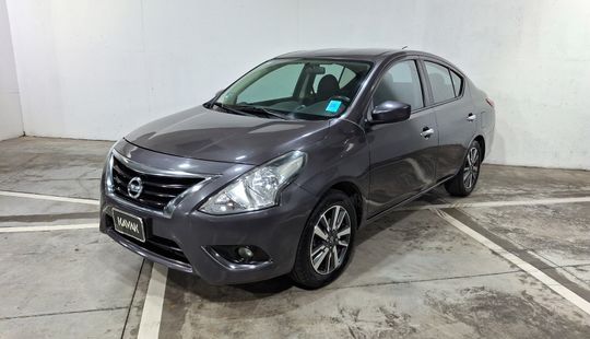 2019 • 123,246 km • Automático