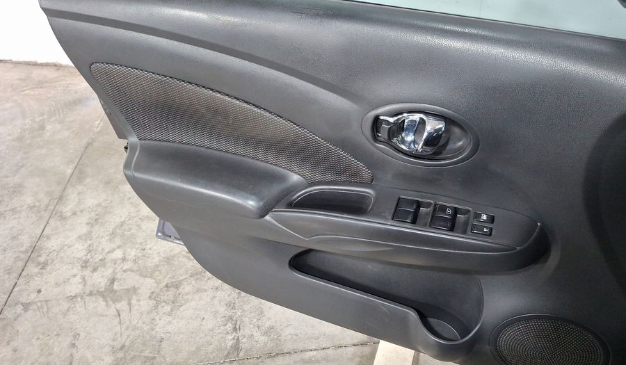 Nissan Versa 1.6 ADVANCE AUTO Sedan 2019