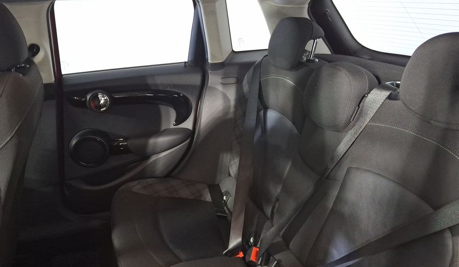 Mini Cooper 1.5 COOPER CHILI AT Hatchback 2016