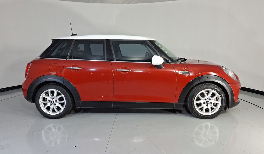 Mini Cooper 1.5 COOPER CHILI AT Hatchback 2016