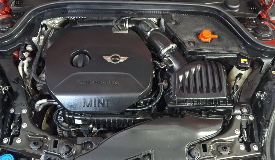 Mini Cooper 1.5 COOPER CHILI AT Hatchback 2016