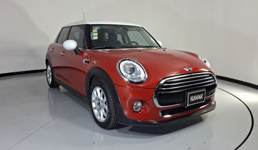 Mini Cooper 1.5 COOPER CHILI AT Hatchback 2016