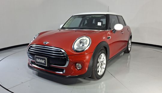 Mini • Cooper