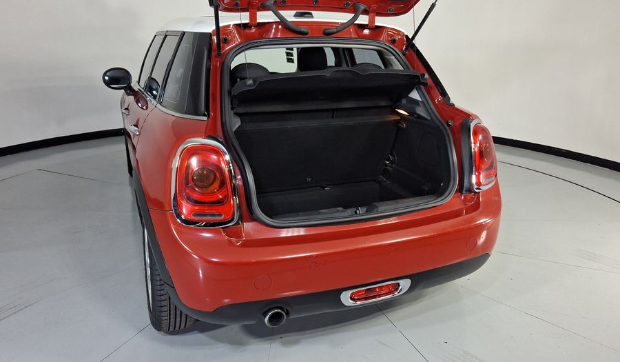 Mini Cooper 1.5 COOPER CHILI AT Hatchback 2016