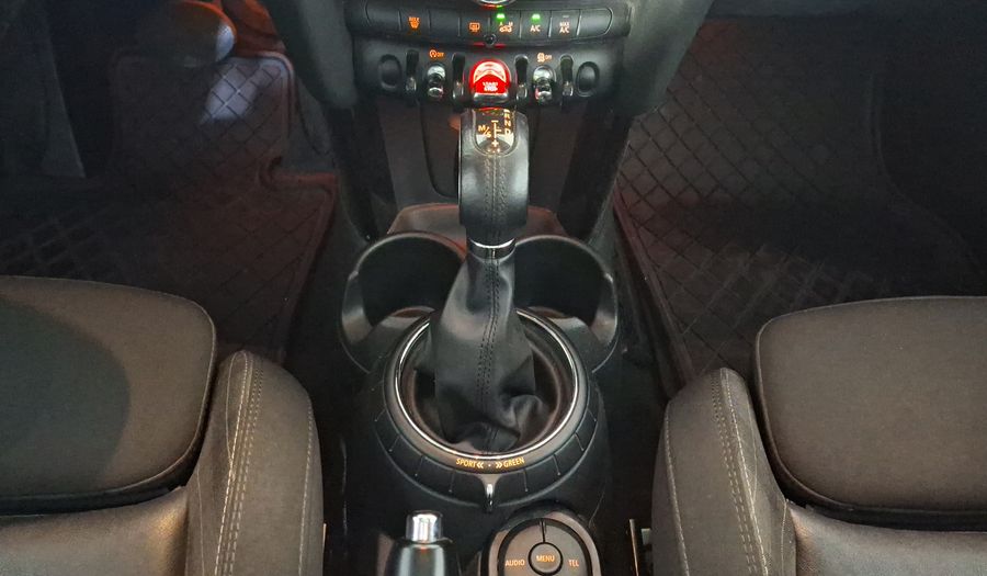 Mini Cooper 1.5 COOPER CHILI AT Hatchback 2016