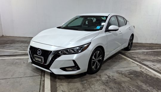 Nissan • Sentra
