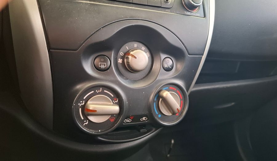 Nissan March 1.6 SENSE Hatchback 2017