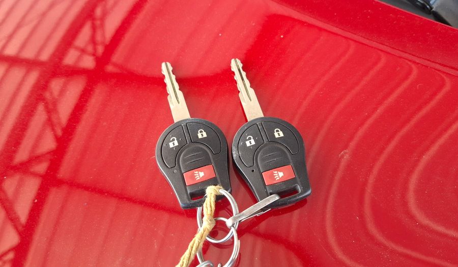 Nissan March 1.6 SENSE Hatchback 2017