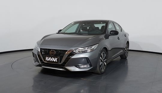 Nissan • Sentra