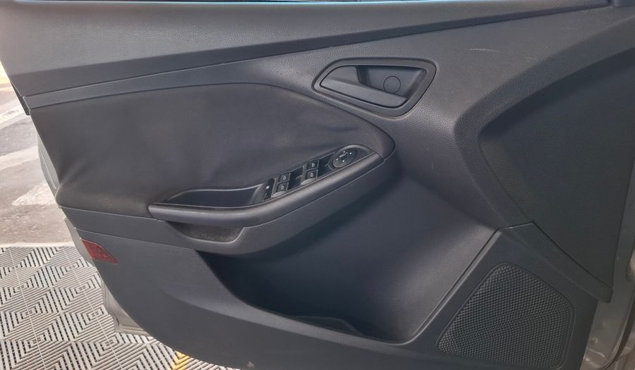 Ford Focus Iii 1.6 S Hatchback 2015
