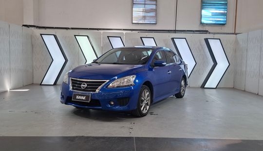 Nissan • Sentra