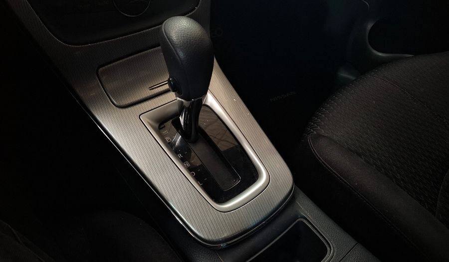 Nissan Sentra 1.8 SR AUTO Sedan 2016