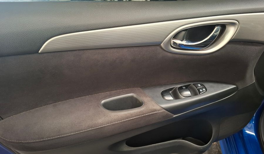 Nissan Sentra 1.8 SR AUTO Sedan 2016