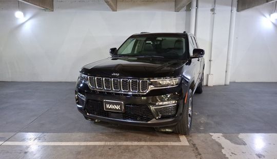 Jeep • Grand Cherokee