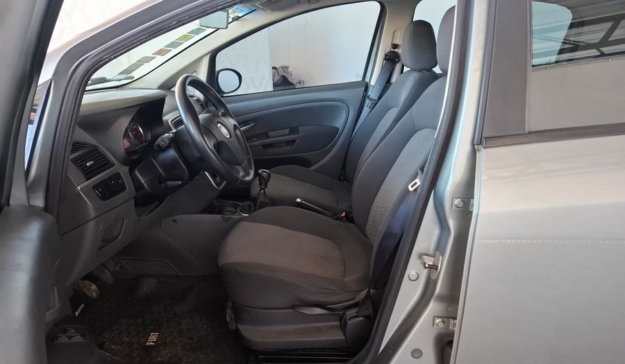 Fiat Punto 1.4 ATTRACTIVE 5P Hatchback 2011