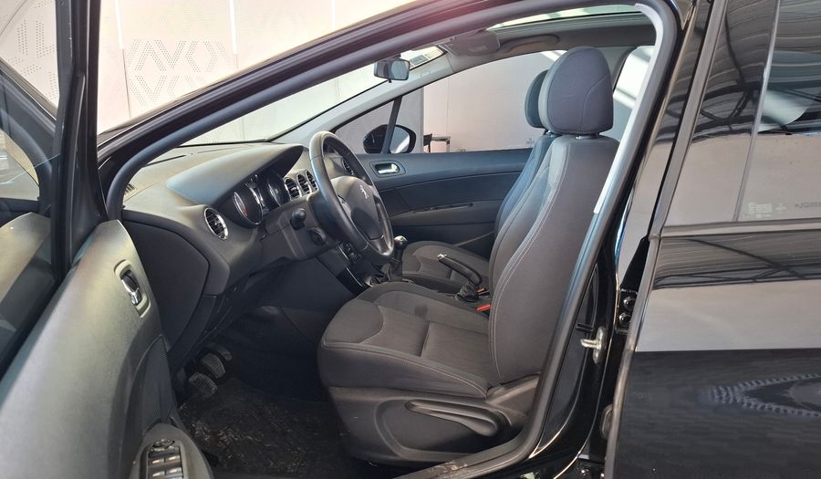 Peugeot 308 1.6 ALLURE Hatchback 2018