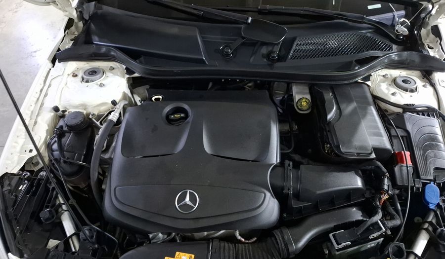 Mercedes Benz Clase Gla 1.6 GLA 200 DCT Suv 2020