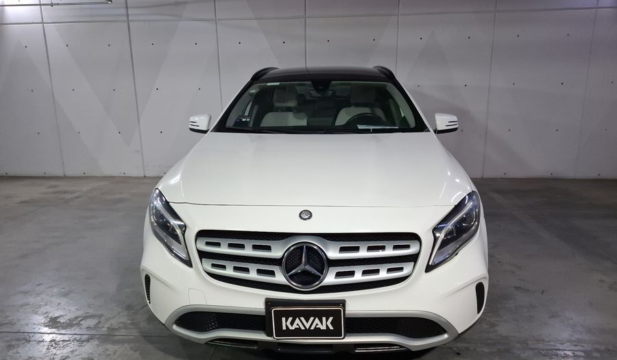 Mercedes Benz Clase Gla 1.6 GLA 200 DCT Suv 2020