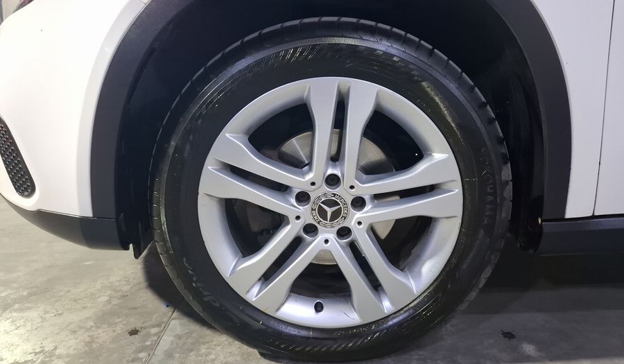 Mercedes Benz Clase Gla 1.6 GLA 200 DCT Suv 2020