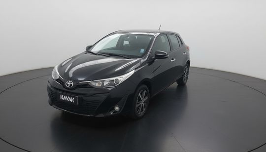 Toyota • Yaris